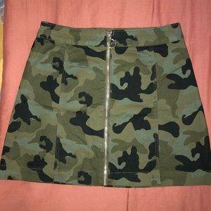 NWOT Camo Skirt